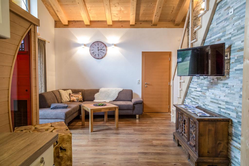 Zugspitzchalets Biberwier Phòng bức ảnh